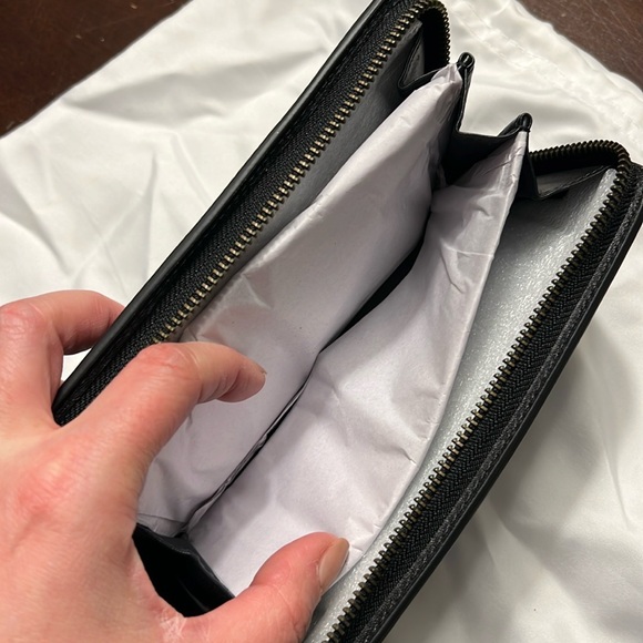 Coach Mickey Accordion Zip Wallet In Glovetanned Leather - Picture 6 of 6